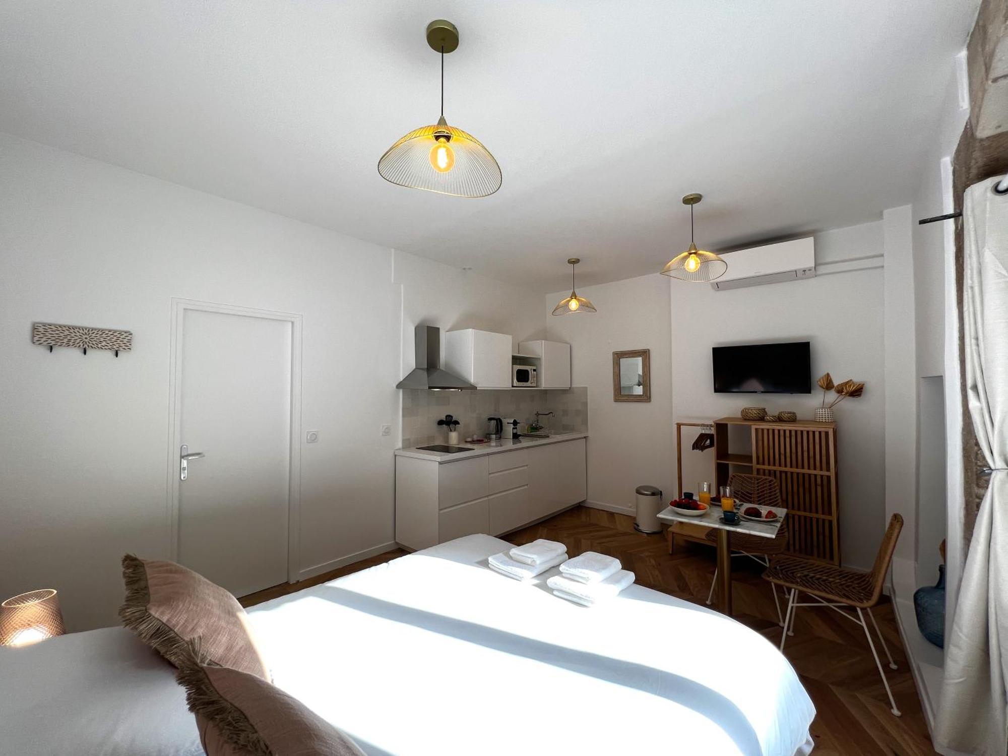 Le Comte - Heart Of Dijon - With Ac Apartment Bagian luar foto